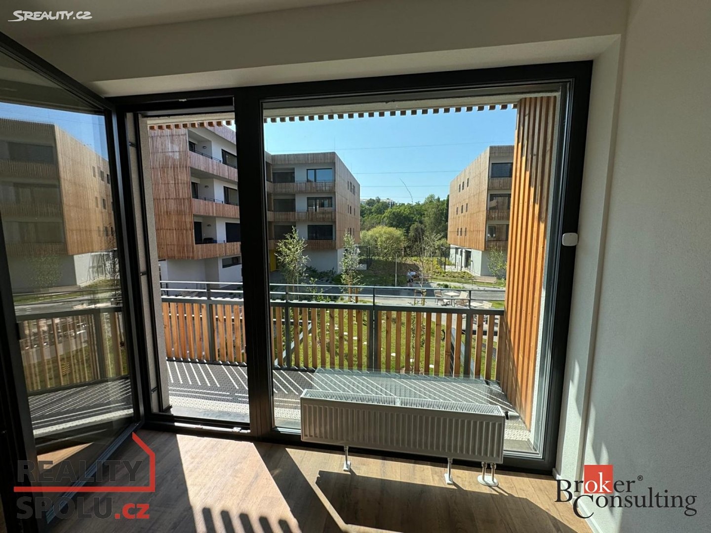 Pronájem bytu 2+kk 52 m² – pohled 4