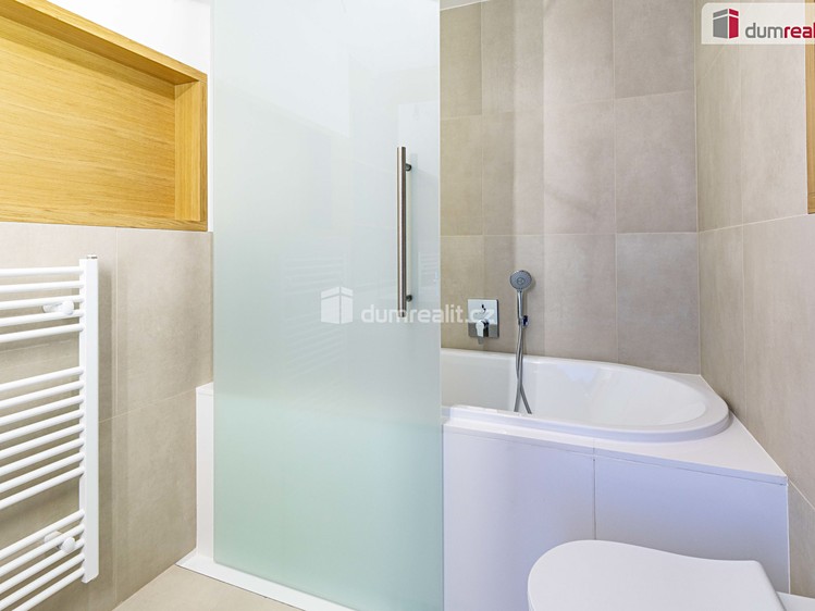 Prodej domu, 378 m² (13 z 31)