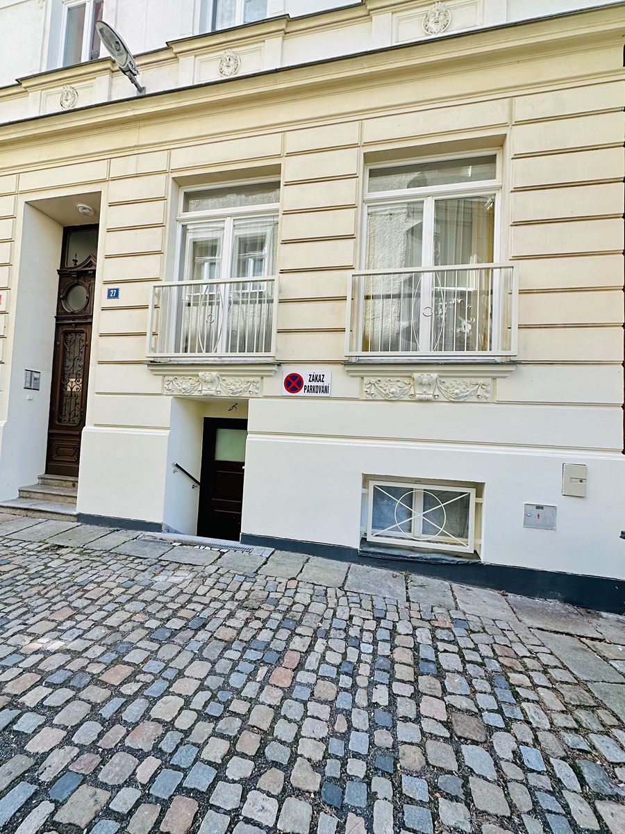 Prodej obchodního prostoru 111 m²