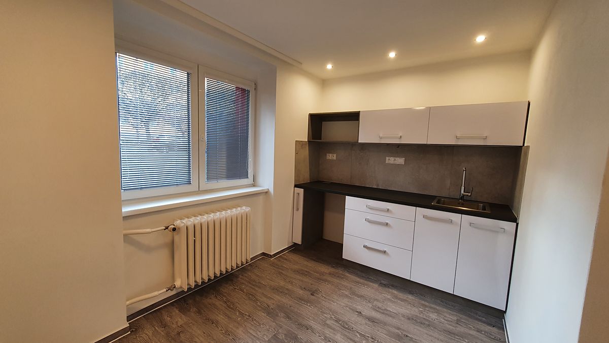Prodej činžovního domu 2200 m² – fotografie 5