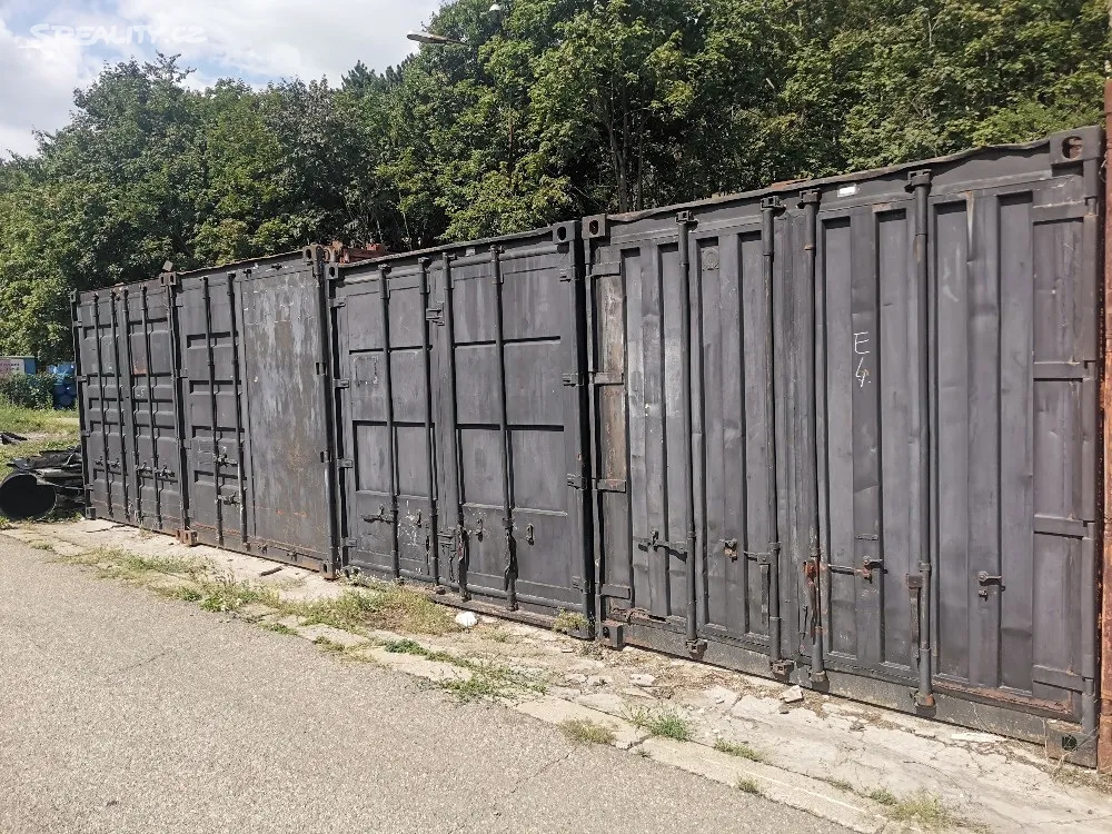 Pronájem skladového prostoru 15 m², Brno