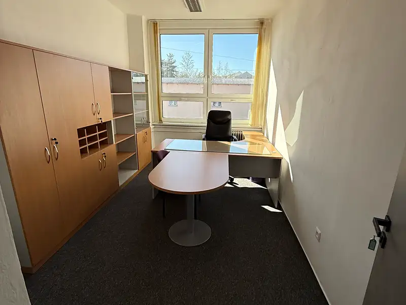 Pronájem kanceláře 14 m², Boršov nad Vltavou – náhled fotky 2