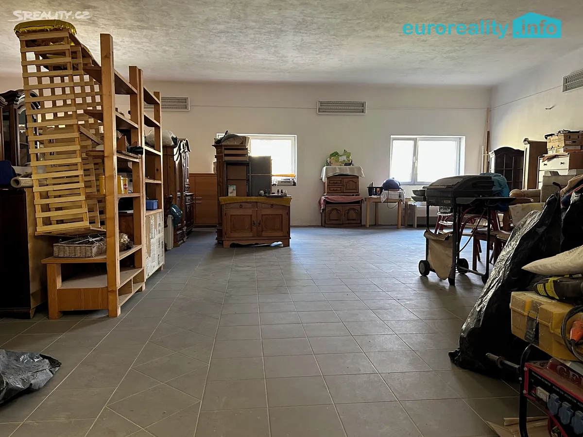 Prodej skladového prostoru 300 m² – pohled 5