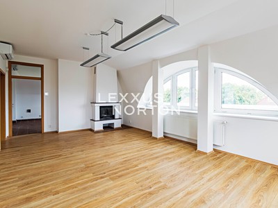 Pronájem bytu 4+1 129 m²