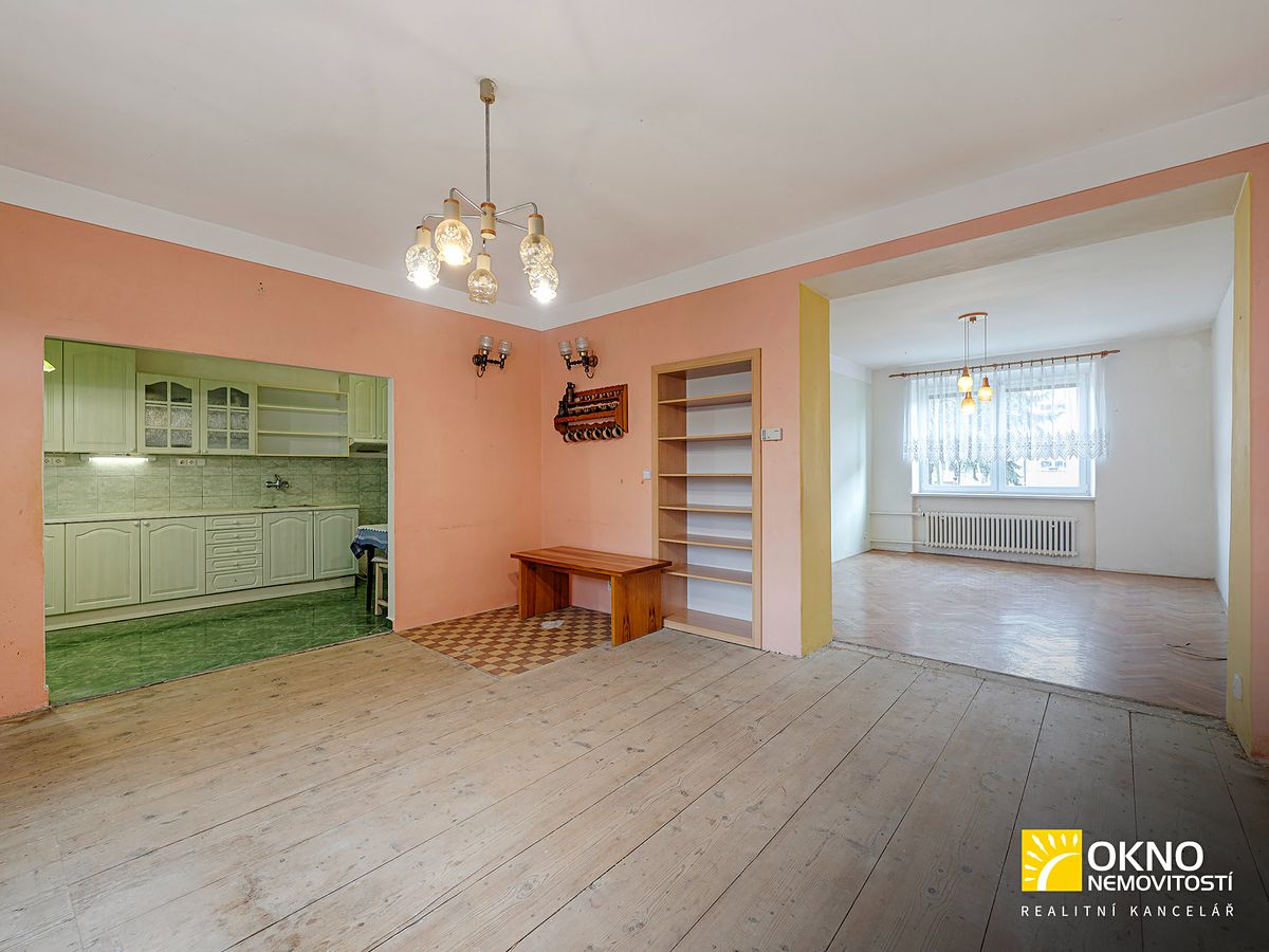 Prodej rodinného domu 600 m², pozemek 1240 m² – fotografie 5