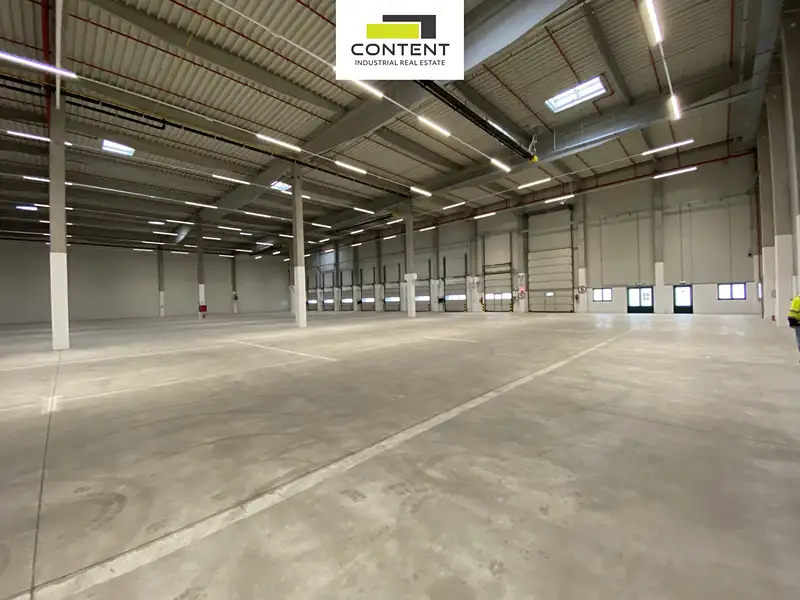 Pronájem výrobní haly, prostoru 6766 m², Plzeň – náhled fotky 1
