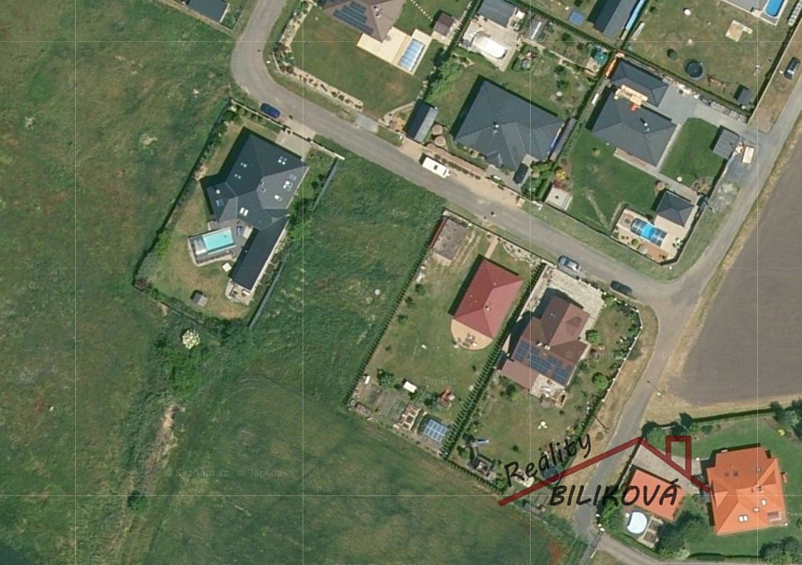 Prodej stavebního pozemku 1200 m², Kostelní Hlavno – fotka 1 z 3