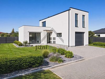 Prodej rodinného domu 220 m², pozemek 810 m²