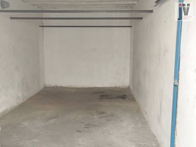 Pronájem garáže 18 m²