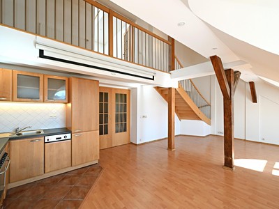 Pronájem bytu 3+kk 87 m²