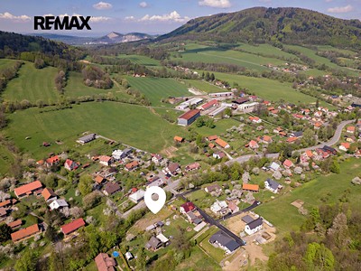 Prodej  stavebního pozemku 1 053 m²