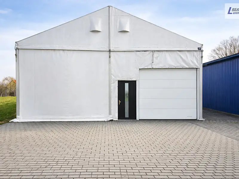 Pronájem skladového prostoru 360 m², Pičín – náhled fotky 1