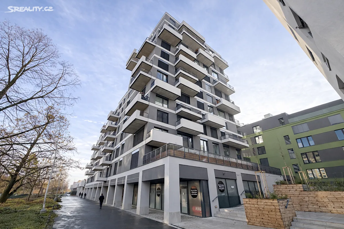 Prodej obchodního prostoru 248 m², Praha