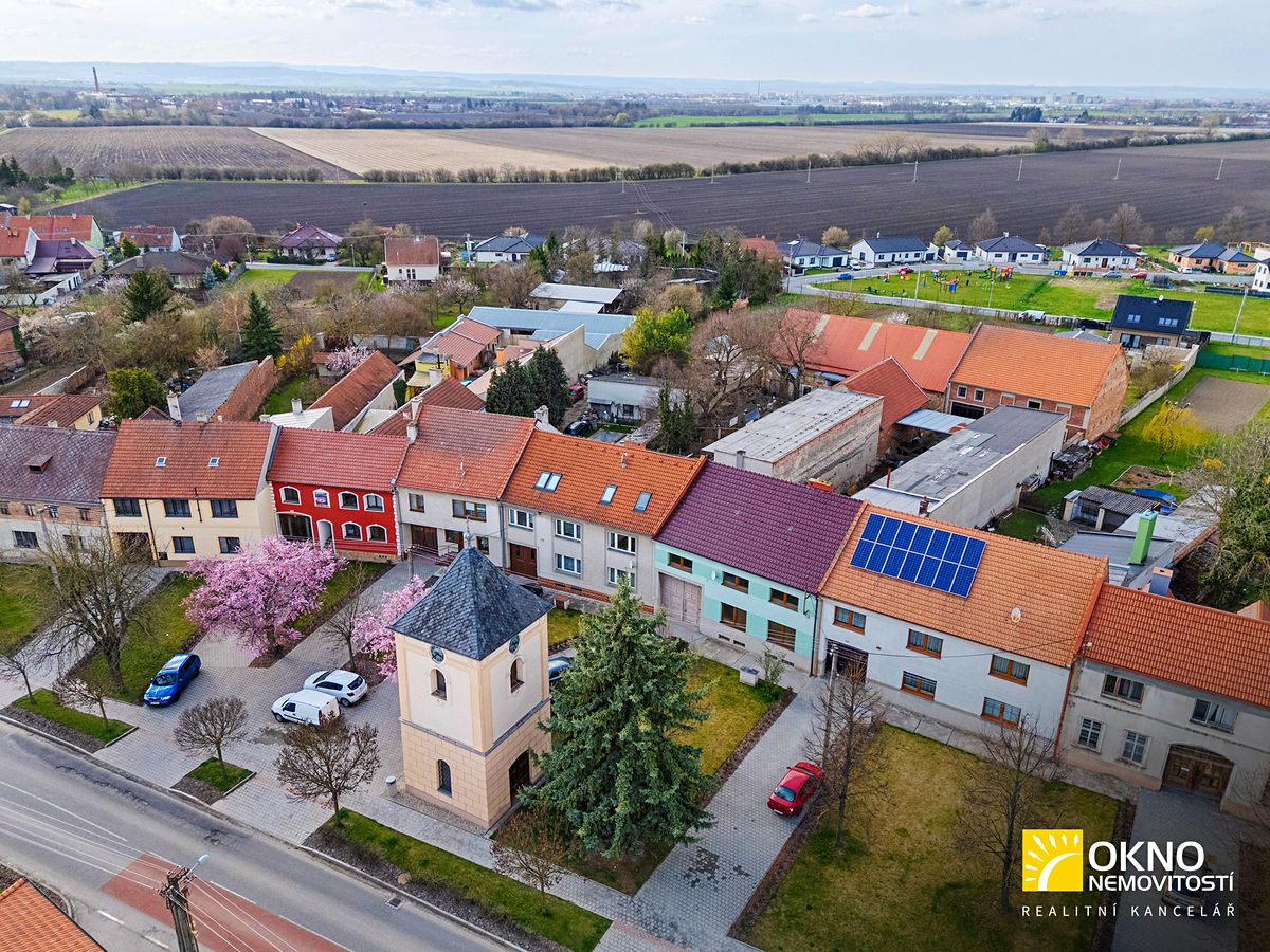 Prodej rodinného domu 600 m², pozemek 1240 m² – fotografie 2