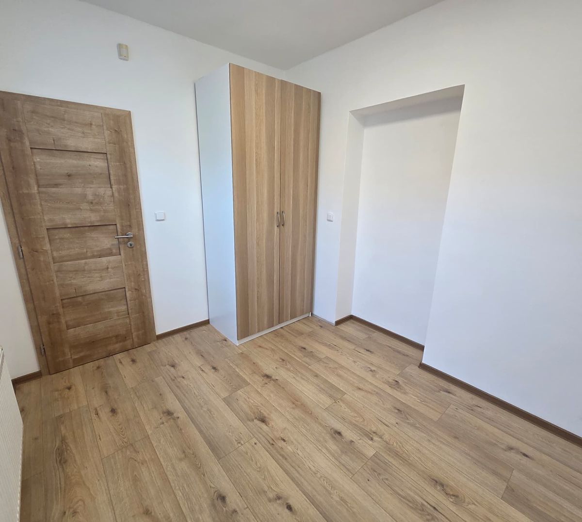 Pronájem bytu 2+kk 27 m² – fotografie 4