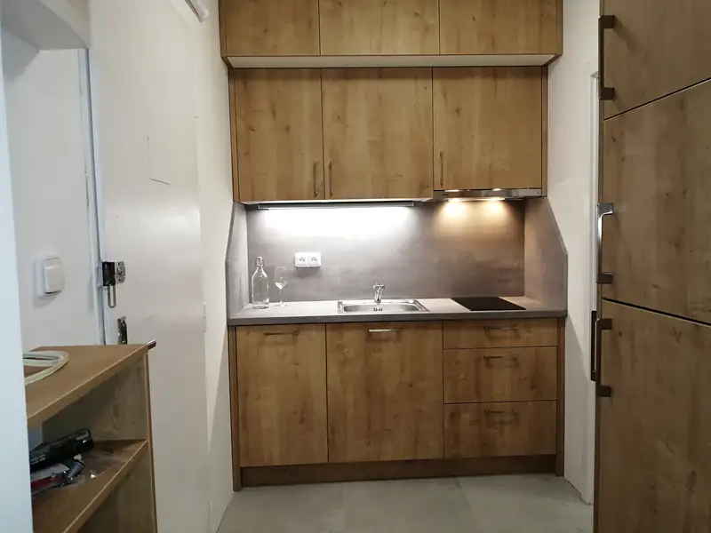 Prodej bytu 1+1 28 m², Praha – náhled fotky 3