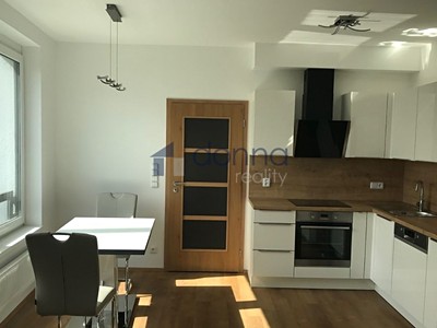 Pronájem bytu 2+kk 56 m²