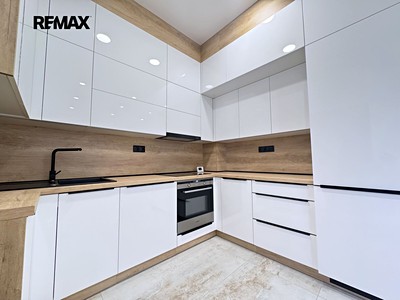 Pronájem bytu 1+kk 34 m²