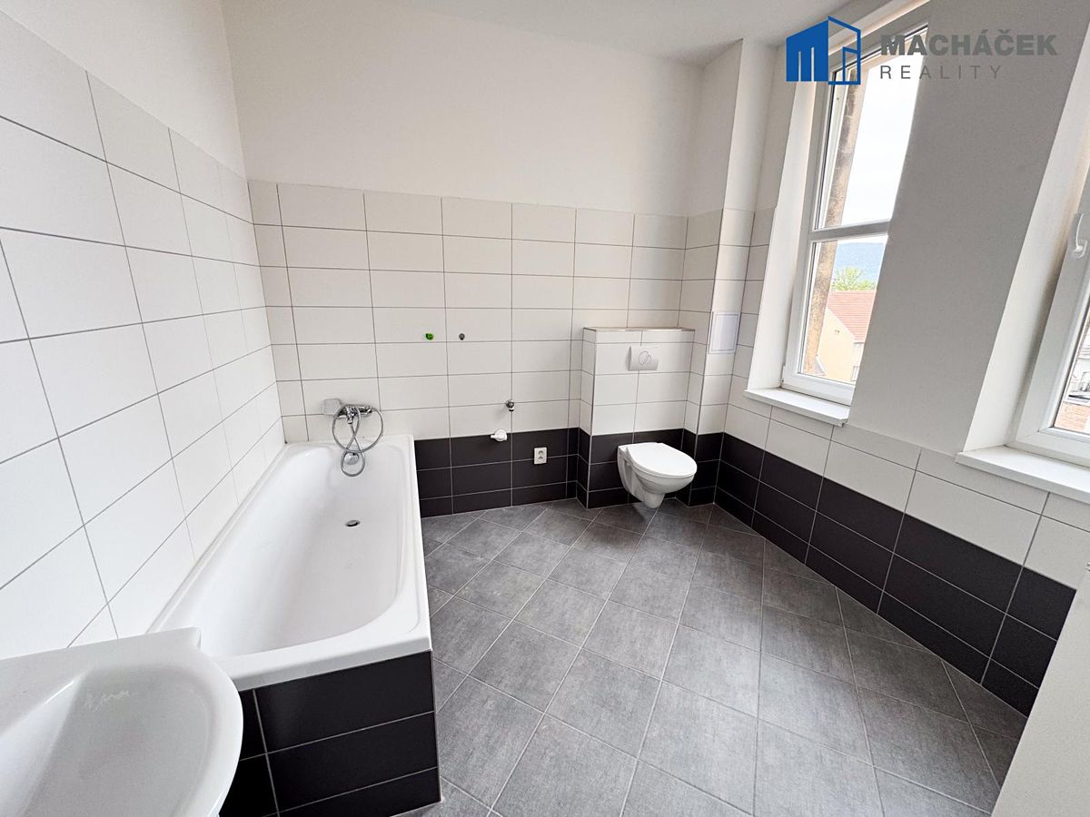 Pronájem bytu 3+1 110 m² – fotografie 4