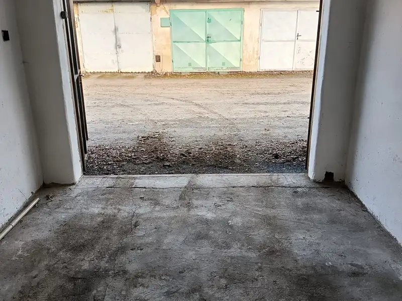 Pronájem garáže 18 m², Studénka – náhled fotky 3