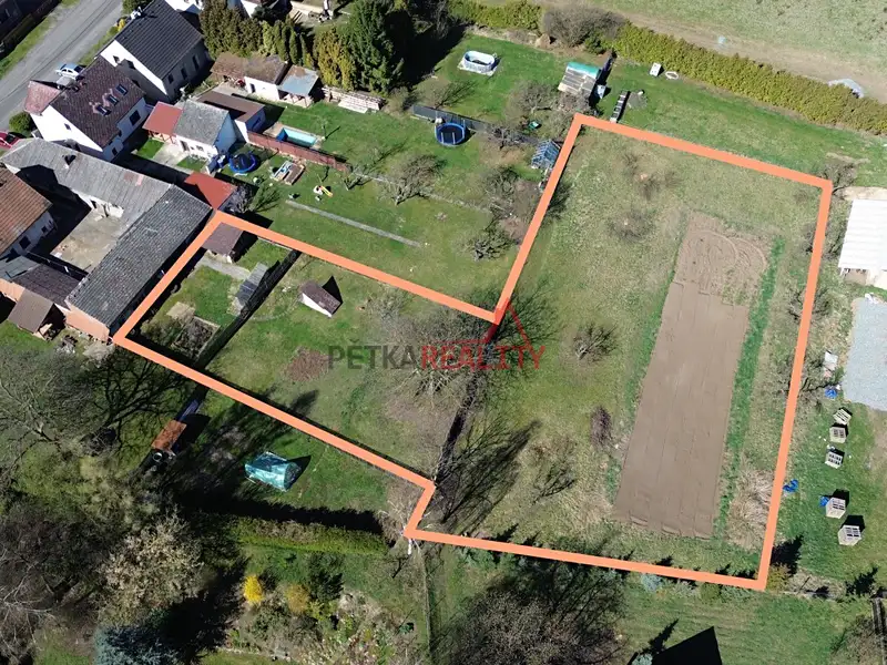 Prodej stavebního pozemku 2345 m², Žalany – náhled fotky 3
