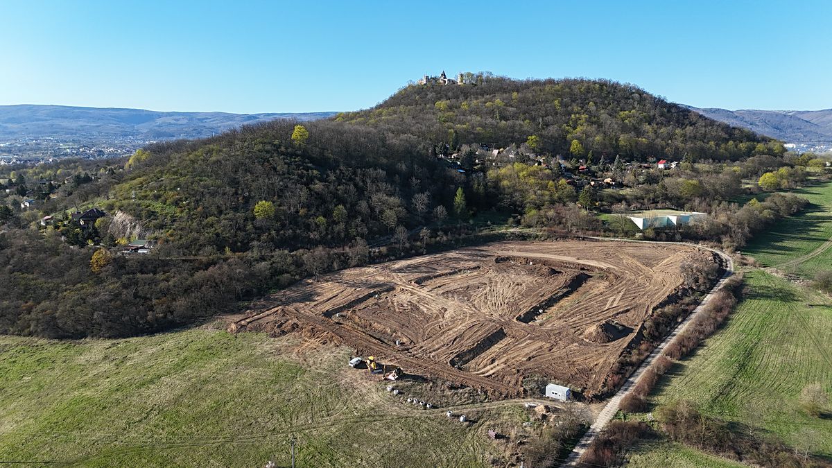 Prodej stavebního pozemku 850 m²