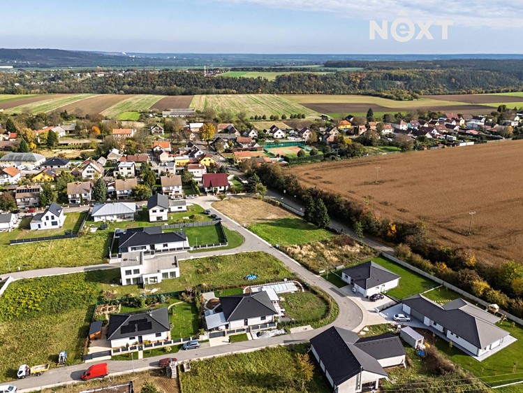 Prodej pozemku, 1 037 m² (3 z 20)