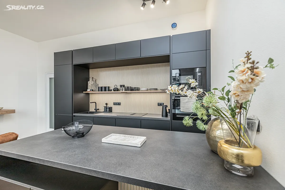 Prodej bytu 2+kk 64 m² – pohled 5