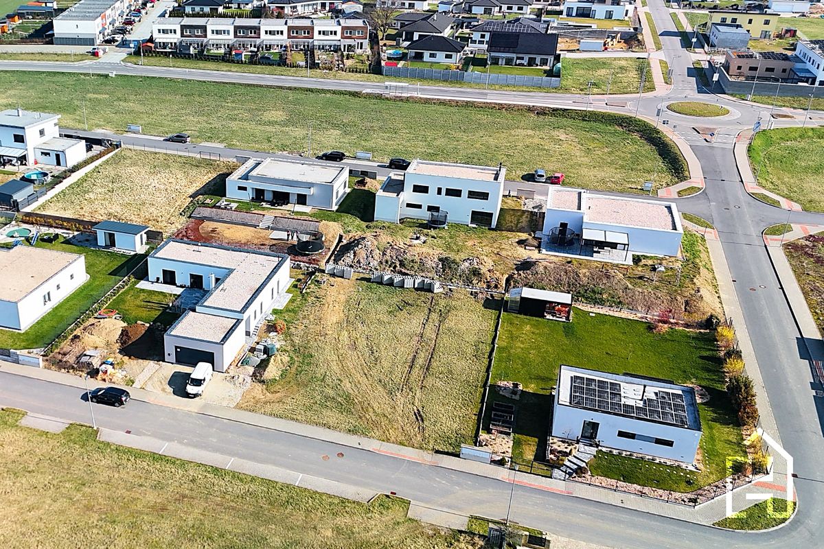 Prodej stavebního pozemku 879 m²