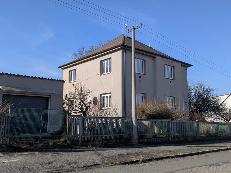 Prodej bytu 3+1 90 m², Rokycany – náhled fotky 1