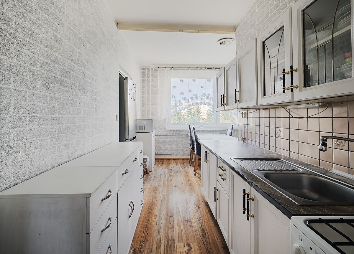 Prodej bytu 3+1 78 m², Chomutov – fotka 1 z 3