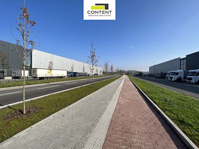 Pronájem výrobní haly, prostoru 12400 m²