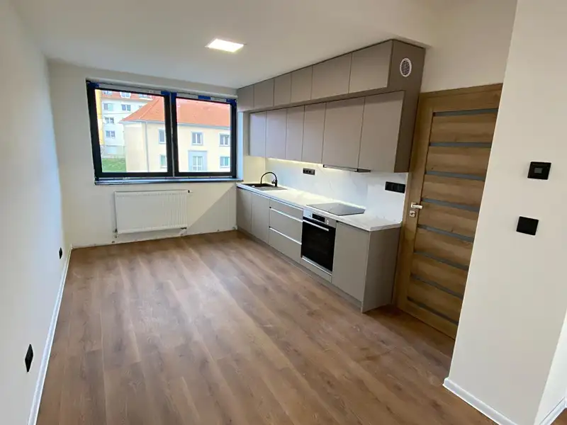 Prodej bytu 2+kk 56 m², Uherský Brod – náhled fotky 3