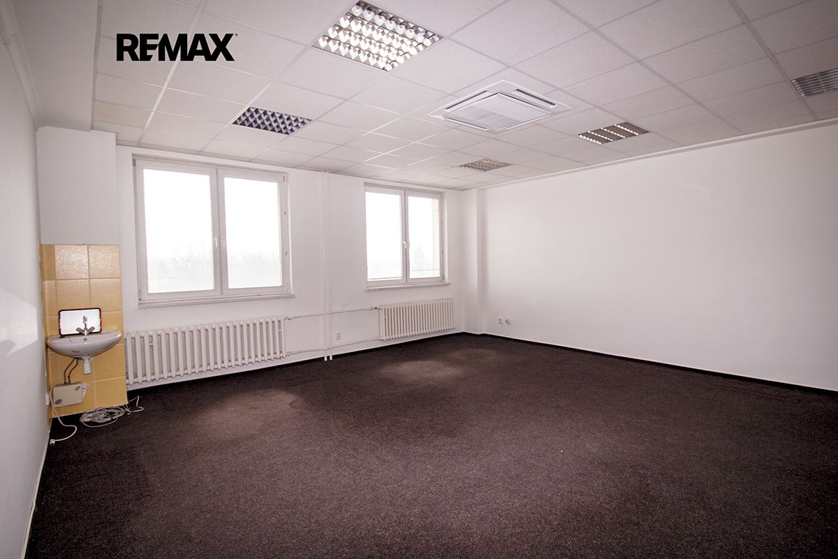Pronájem kanceláře 36 m², Havířov – fotka 1 z 3