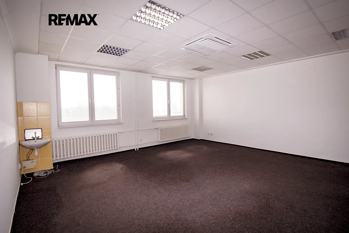 Pronájem kanceláře 36 m²
