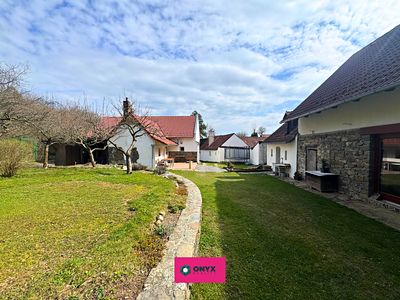 Prodej rodinného domu 354 m², pozemek 3874 m²