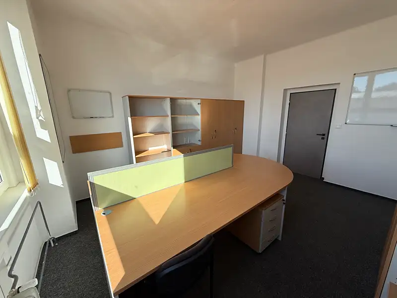 Pronájem kanceláře 19 m², Boršov nad Vltavou – náhled fotky 3