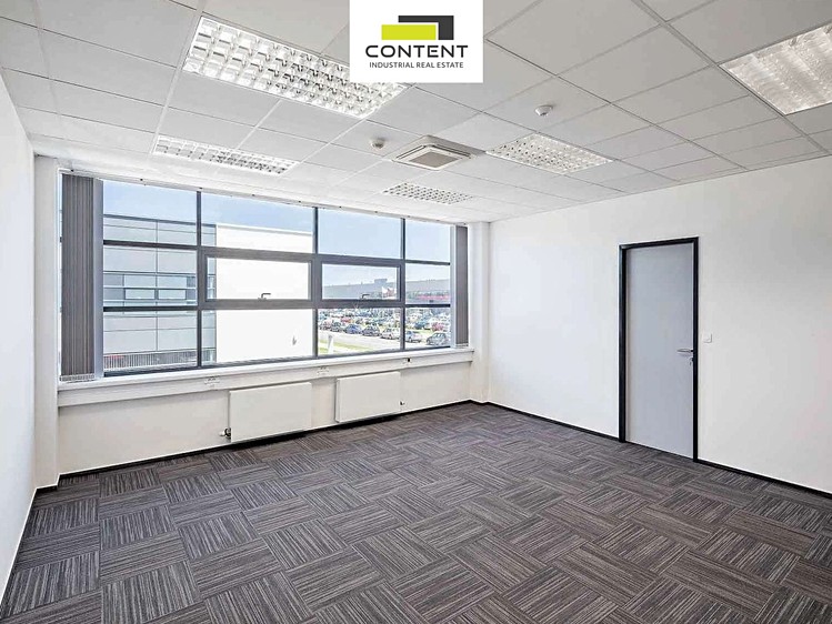 Pronájem komerčního prostoru, 5 119 m² (15 z 19)