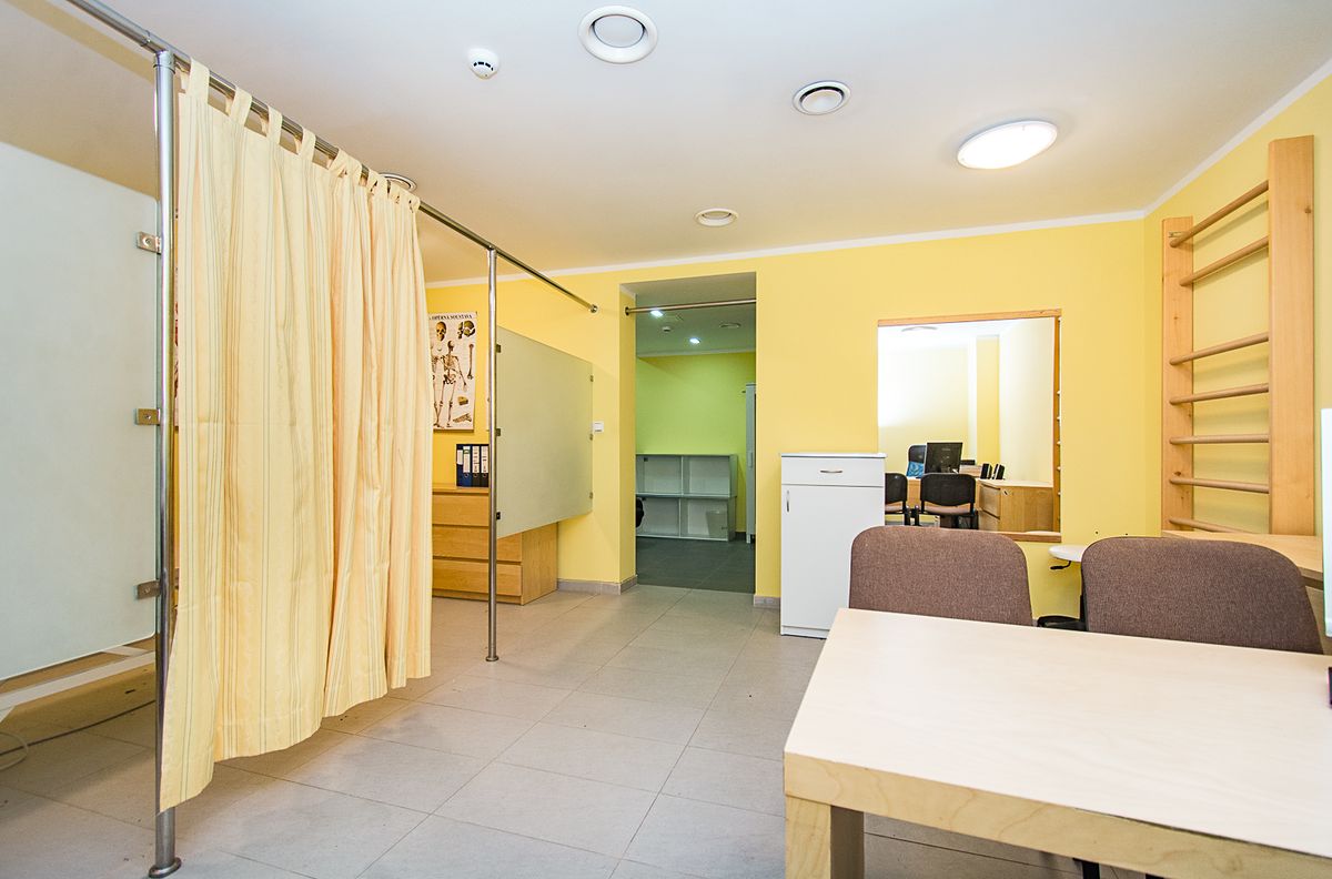 Pronájem obchodního prostoru 55 m² – fotografie 2