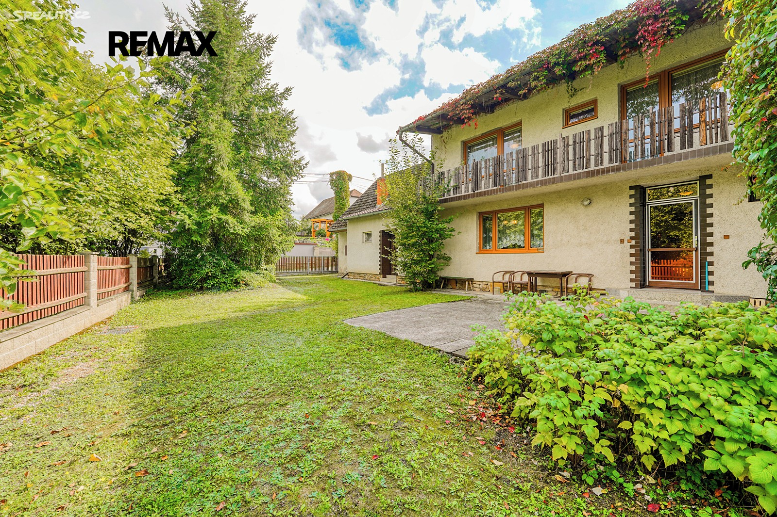 Prodej  rodinného domu 437 m², pozemek 1 348 m², okres Plzeň-jih