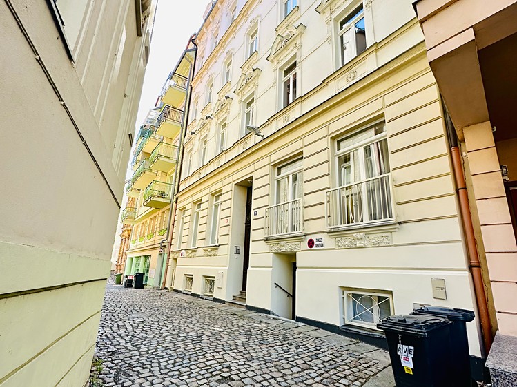 Prodej komerčního prostoru, 111 m² (14 z 20)