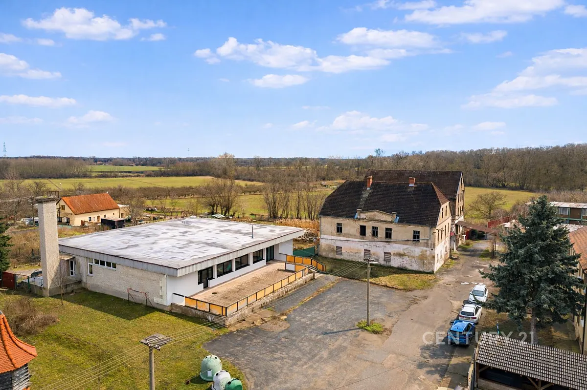 Prodej ubytovacího zařízení 2133 m²