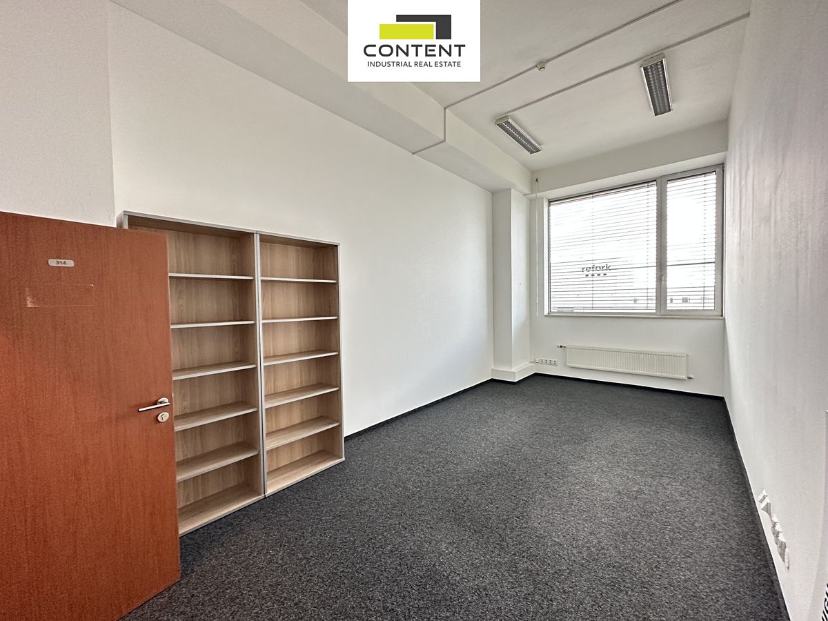 Pronájem kanceláře 186 m² – fotografie 4