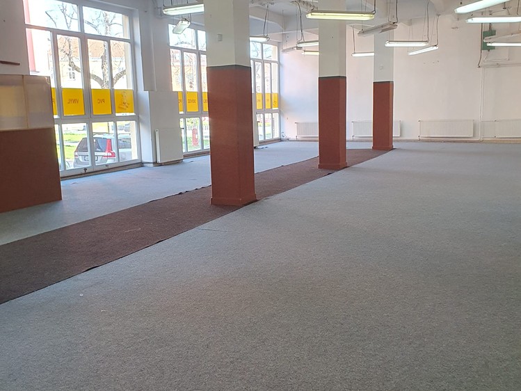 Комерційне приміщення в оренду, 270 м² (1 з 10)