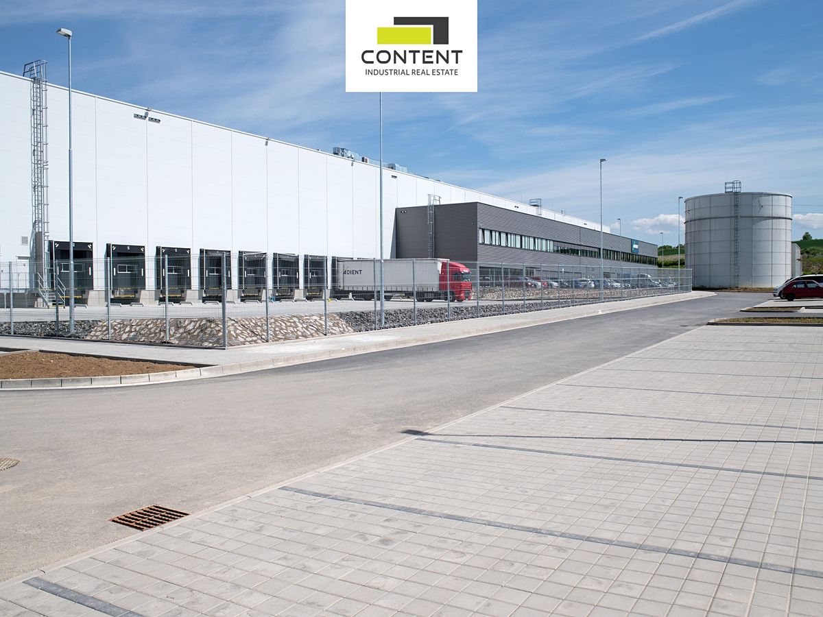 Pronájem výrobní haly, prostoru 3553 m²