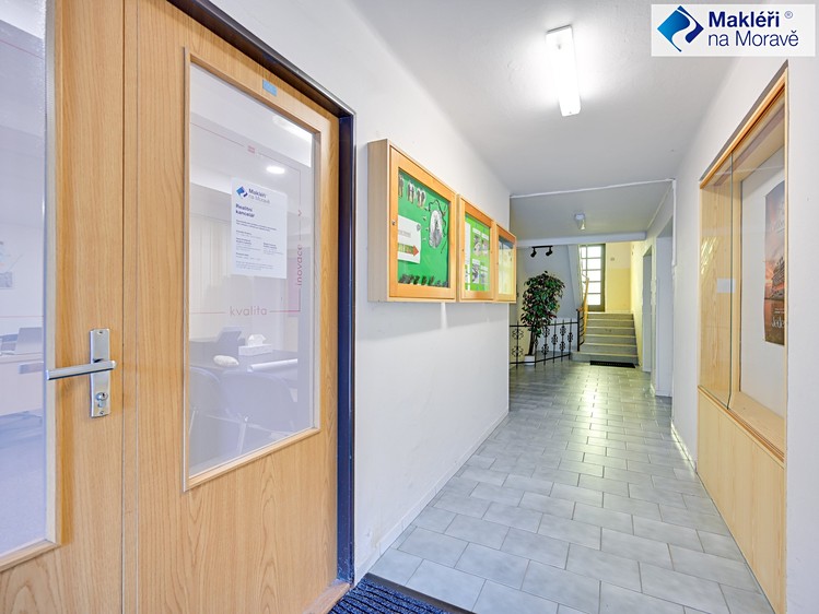 Комерційне приміщення на продаж, 254 м² (8 з 32)