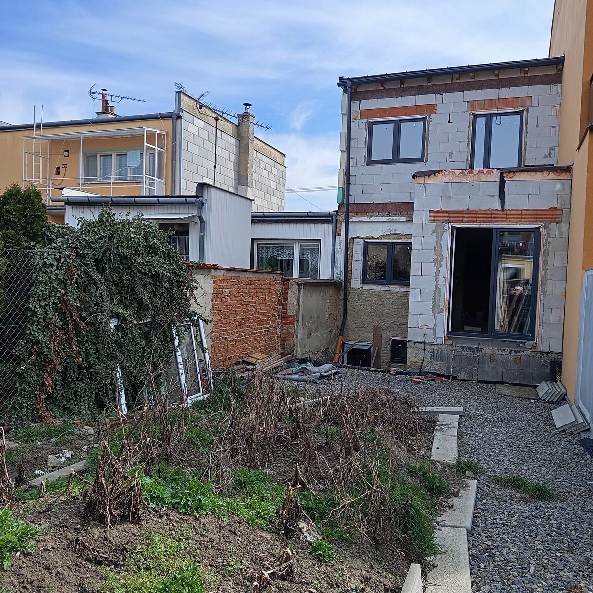 Prodej rodinného domu 200 m², pozemek 205 m²