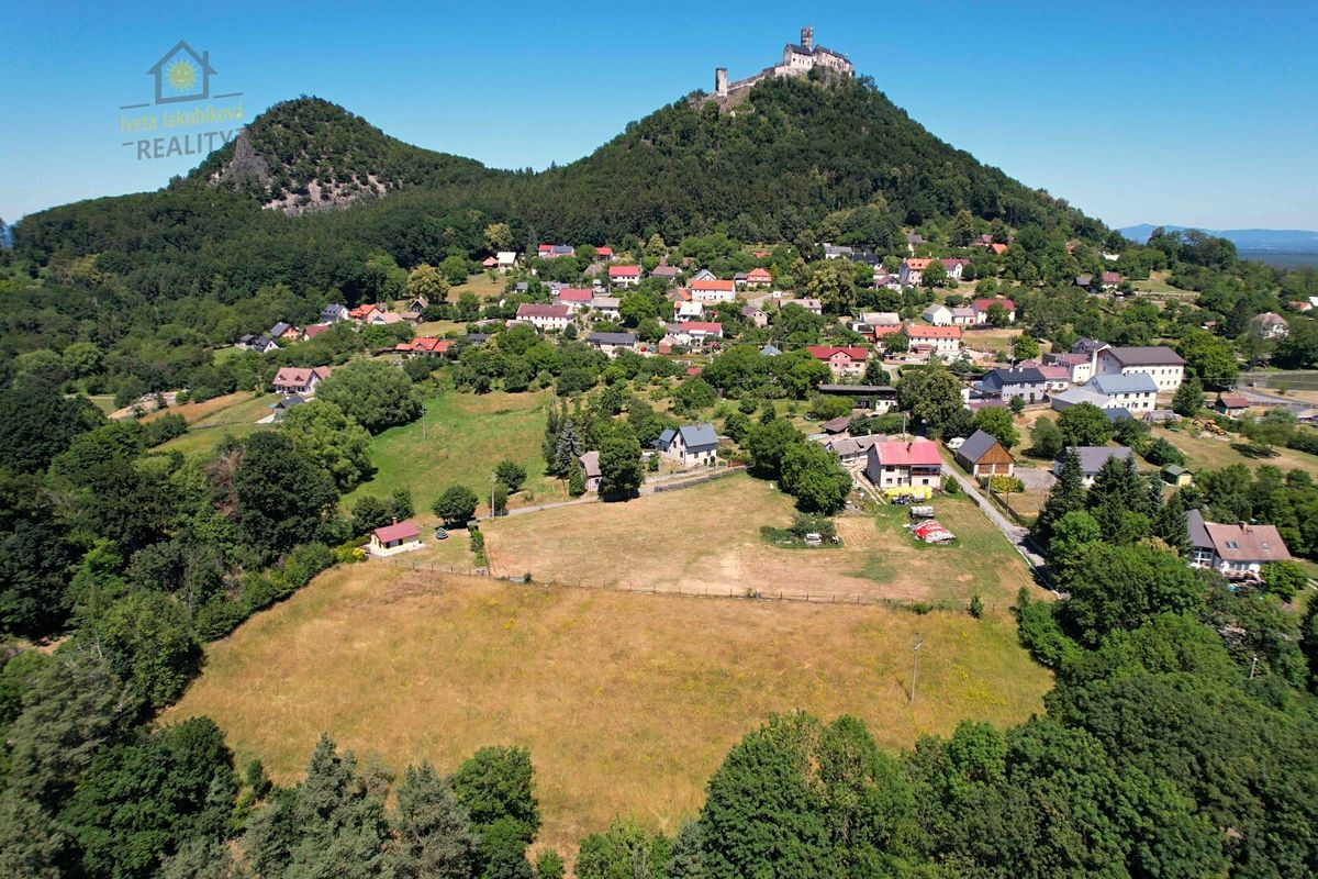Prodej stavebního pozemku 4197 m²