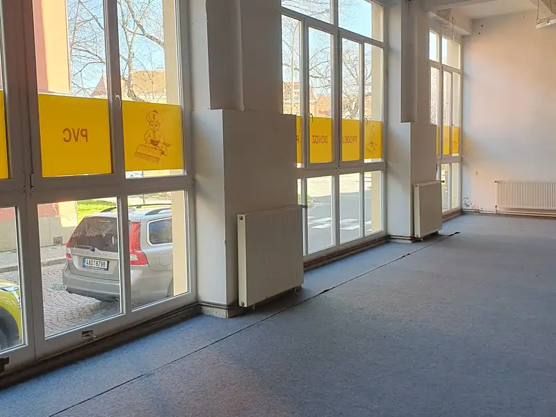 Pronájem obchodního prostoru 270 m², Kutná Hora – náhled fotky 2