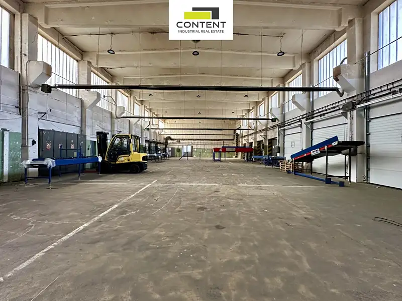 Pronájem skladového prostoru 903 m², Žalany – náhled fotky 2